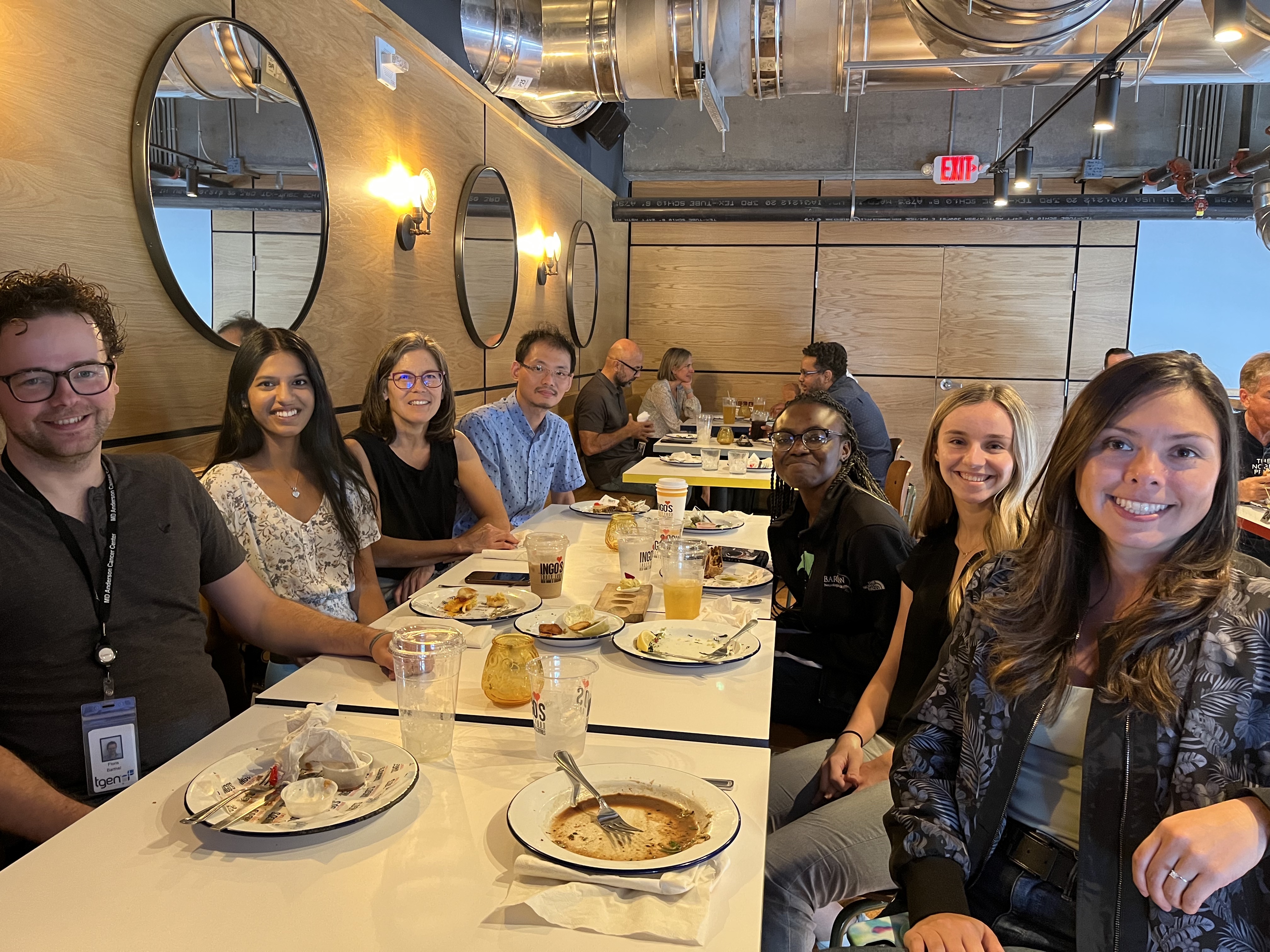 Lab lunch - restaurant shot